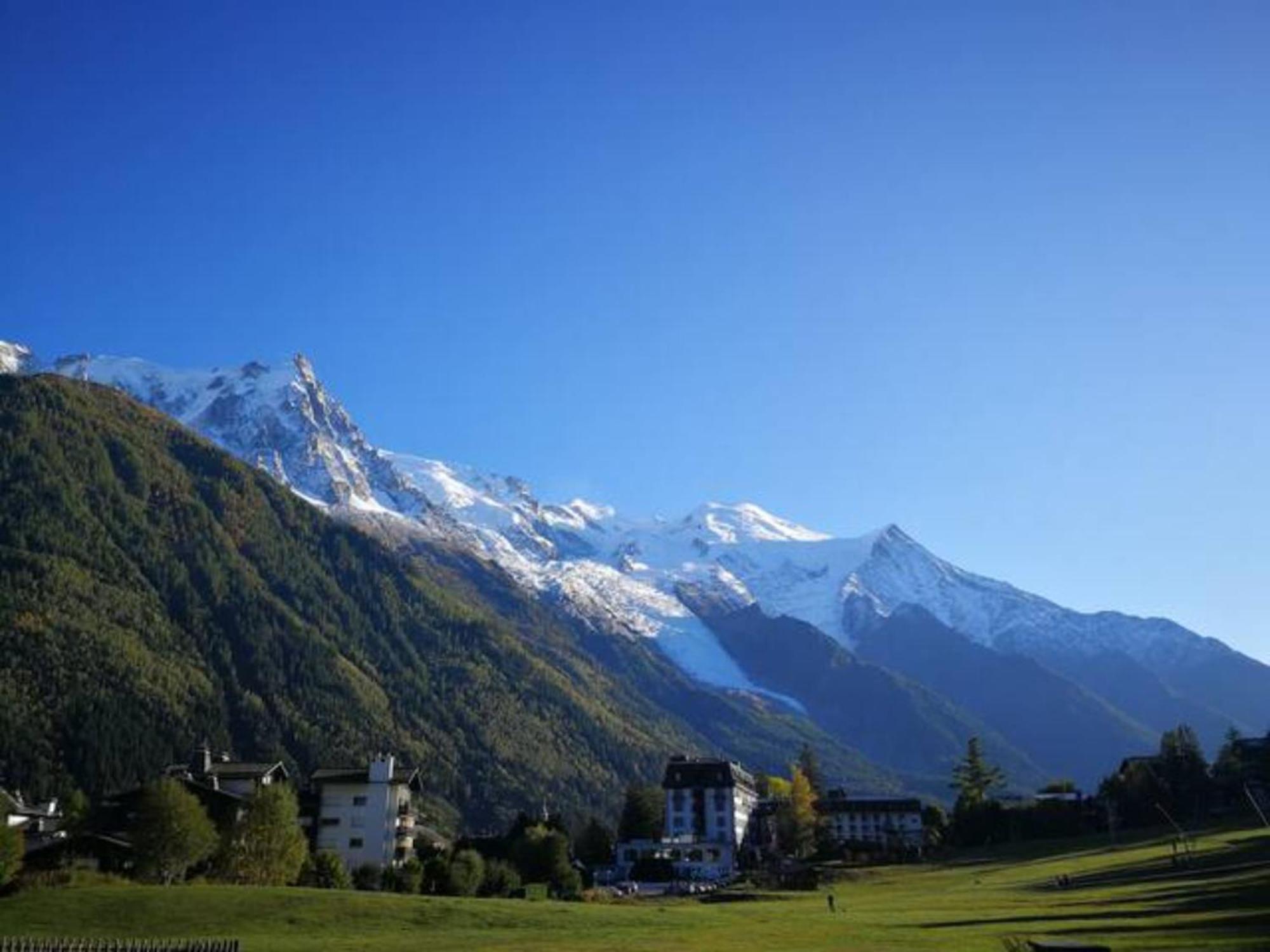 Ferienwohnung Le Savoy - Terrasse Avec Vue Sur Le Mont-Blanc Chamonix Exterior foto